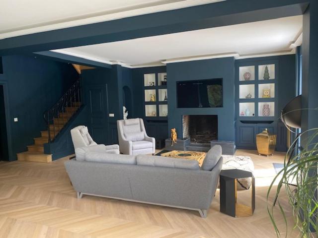 La Villa Aubin Belle Demeure Avec Vue Sur Paris Montmorency Exteriör bild