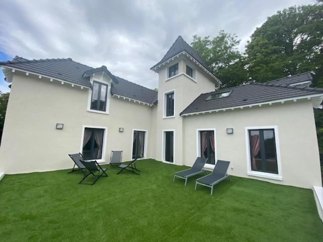 La Villa Aubin Belle Demeure Avec Vue Sur Paris Montmorency Exteriör bild