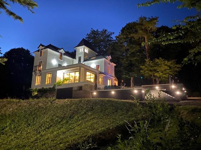 La Villa Aubin Belle Demeure Avec Vue Sur Paris Montmorency Exteriör bild